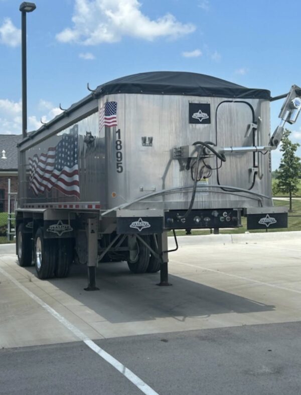 2023 Trailstar 39ft End Dump Trailer - Image 3