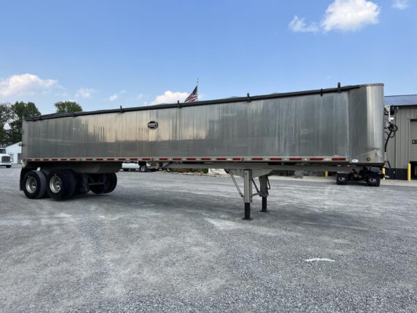 2016 MAC 39' Frameless End Dump Trailer – Aluminum, Air Ride, Front Lift Axle