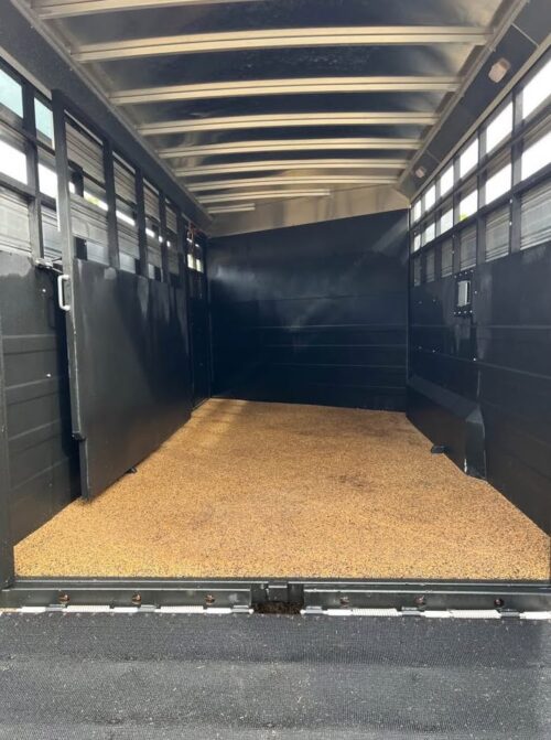 2020 Logan Coach Stockman Combo 20’ Mid-Tack Trailer - Image 11