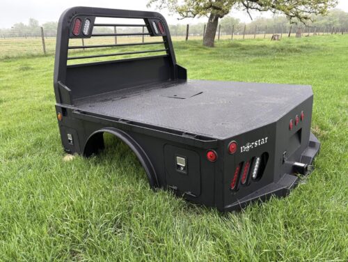 Norstar ST Skirted Flatbed for Short Bed Trucks - Image 2