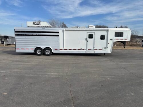 livestock trailer with living quarters for sale