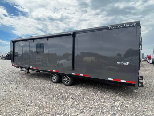 2023 Trails West 28’ Gooseneck - Image 4