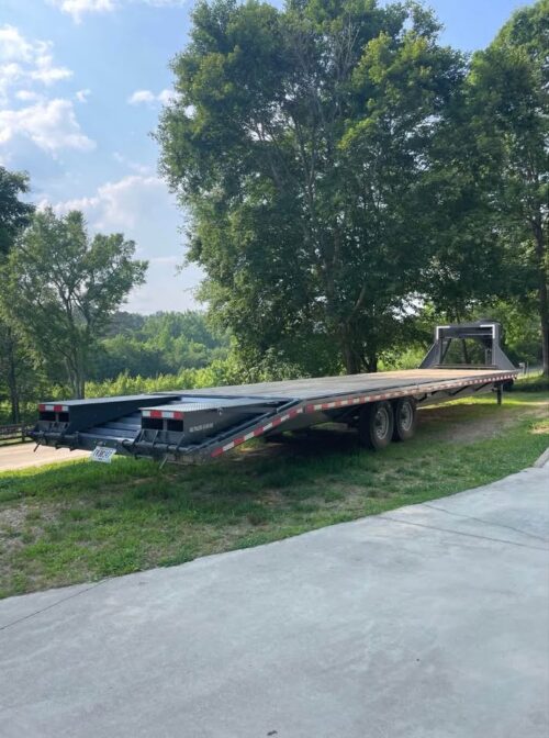 2024 Blazer 35’ Gooseneck Equipment Trailer - Image 2