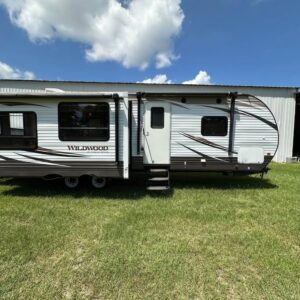 2017 Forest River Wildwood 27REI Travel Trailer