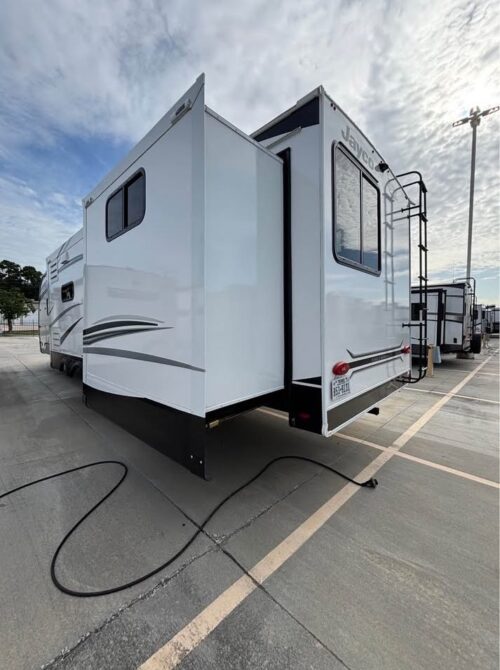 2022 Jayco Eagle HT 312BHOK - Image 11