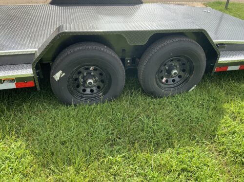 2025 Load Trail 22’ Equipment Trailer 10.4K GVWR - Image 3
