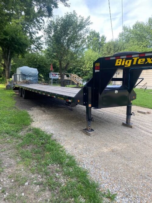 2025 Big Tex 25GN 40ft Gooseneck Flatbed Trailer - Image 8