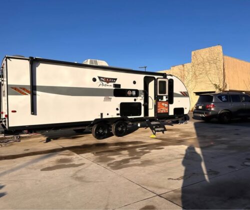 2023 Forest River Wildwood X Lite Platinum 250BHXLX - Image 2