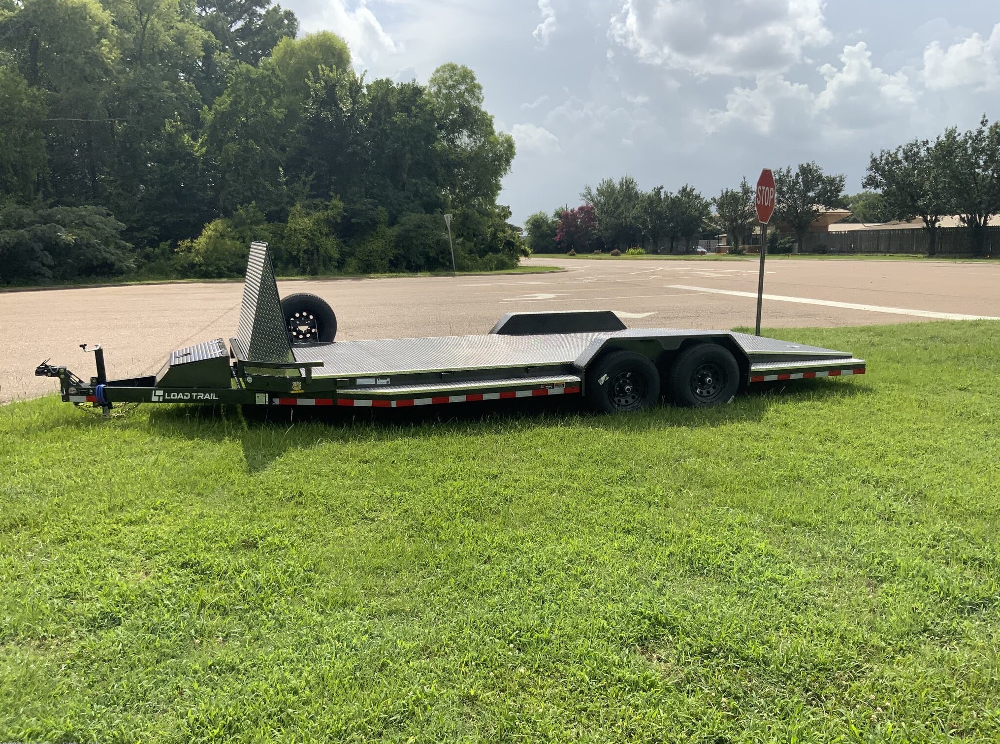 buy tandem axle equipment trailer