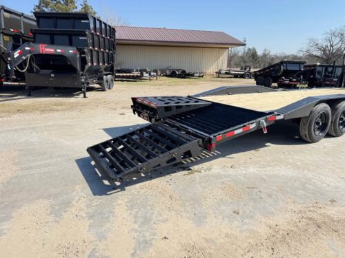 2025 Black Hawk 26’ x 102” Gooseneck Equipment Trailer - Image 3