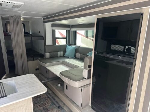 2023 Forest River Wildwood X Lite Platinum 250BHXLX - Image 4
