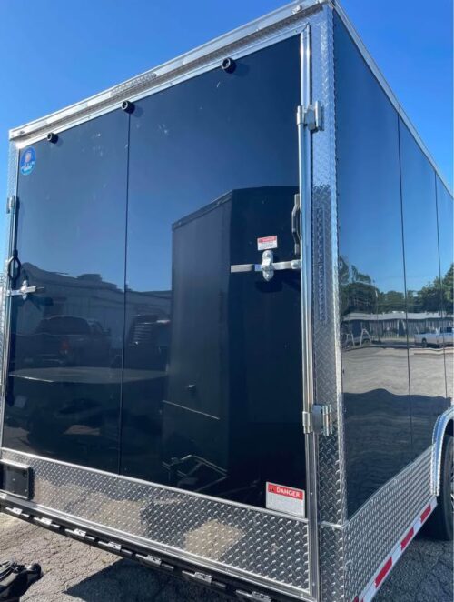 2025 H & L 8.5x30TA5 Gooseneck Enclosed Trailer - Image 6
