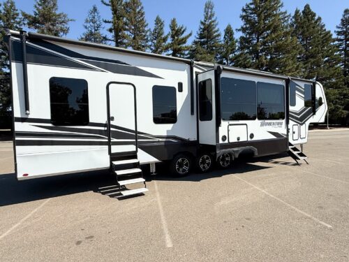 2022 Grand Design Momentum 395MS Toy Hauler - Image 15