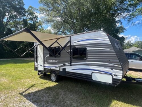 2017 Aspen Trail M 1600RB Travel Trailer - Image 3