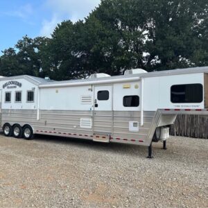 2015 Bloomer 4 Horse Evolution Side Load Trailer